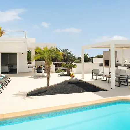 Calero Sails By Buenavilla Vila Puerto Calero